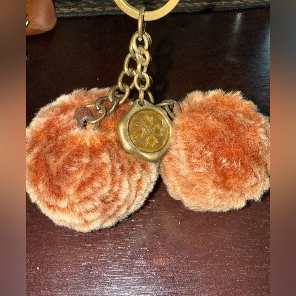 Patricia Nash keychain/bag charm - Picture 2 of 3